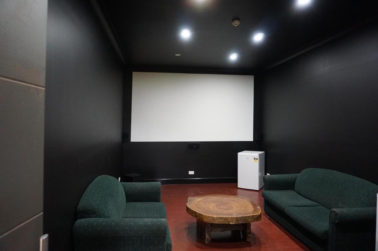 Cobar Miners Lodge Bagian luar foto
